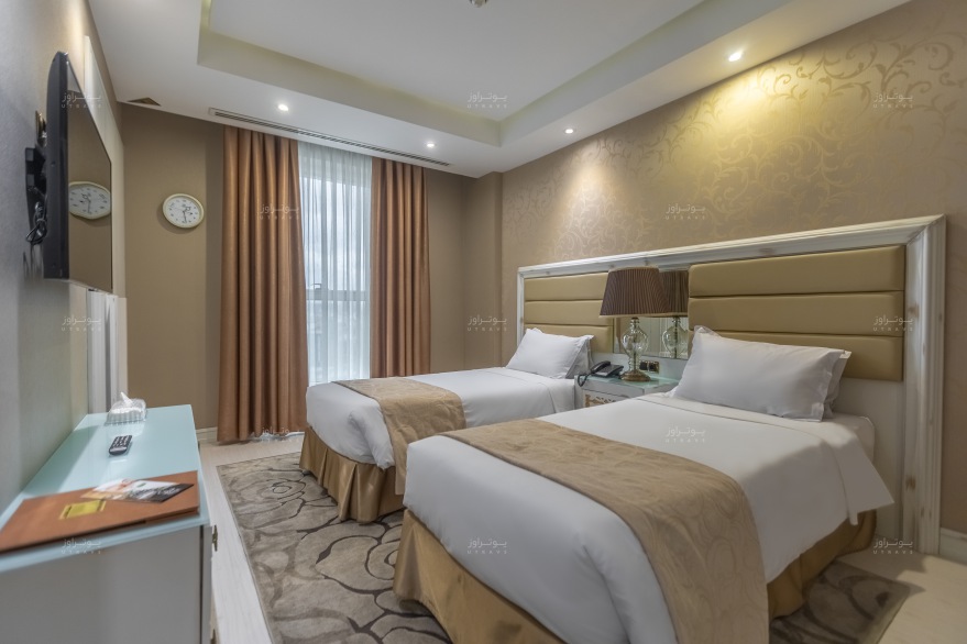اتاق دو تخته توئین هتل اترک مشهد